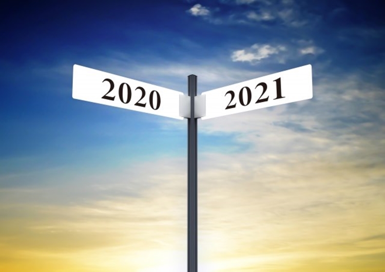 2020年⇔2021年